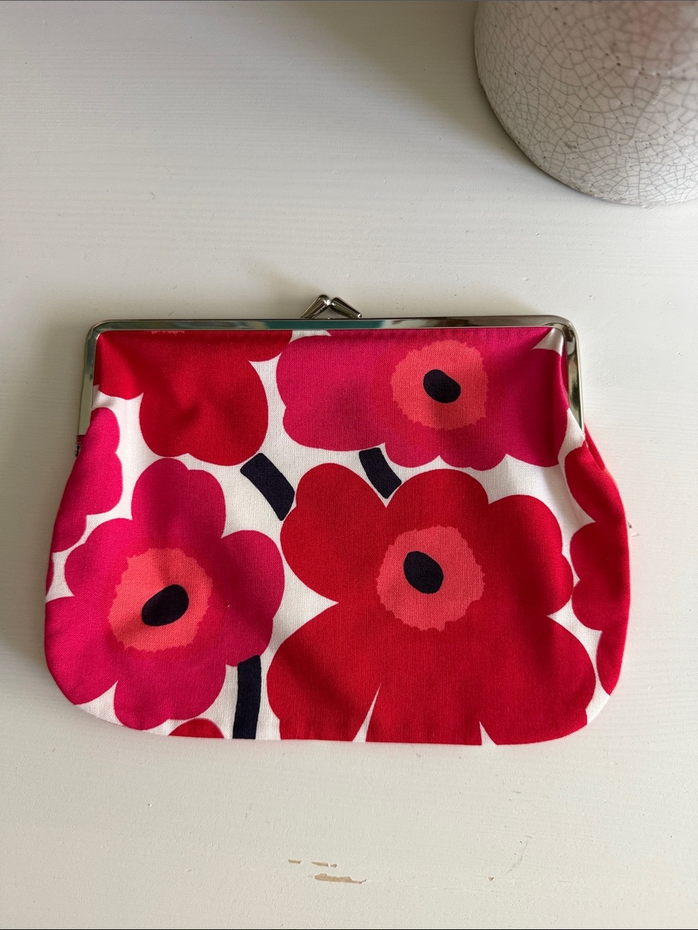 Marimekko Red Mini Unikko Pouch ‘Puolikas Kukkaro’ with Kiss Lock Closure NWT